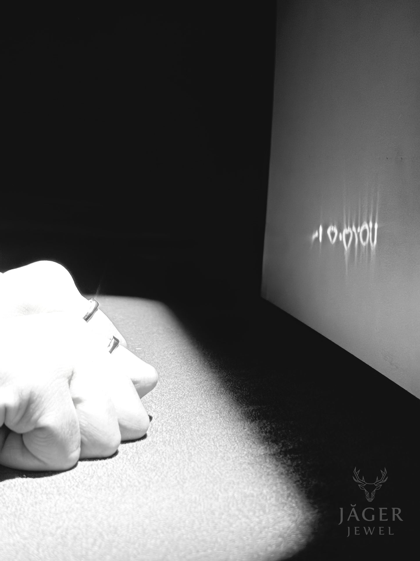 JAGER LUMI RAYS RING